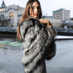Women's Silver fox fur cape/poncho - Image 3