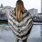 Women's Silver fox fur cape/poncho - Image 4